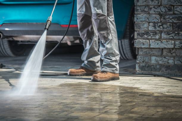Best Gutter Cleaning  in Saranac Lake, NY